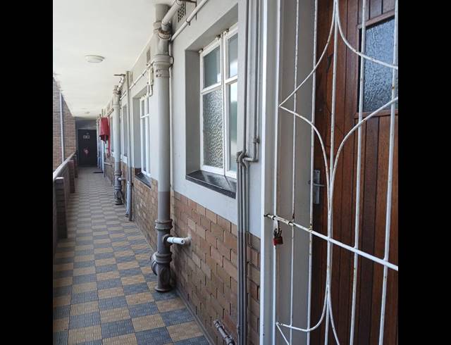 2 BEDROOM APARTMENT FOR SALE IN MONTCLAIR